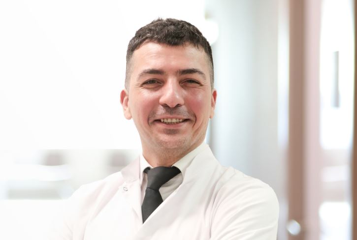 MD Surgeon Ender Anilir