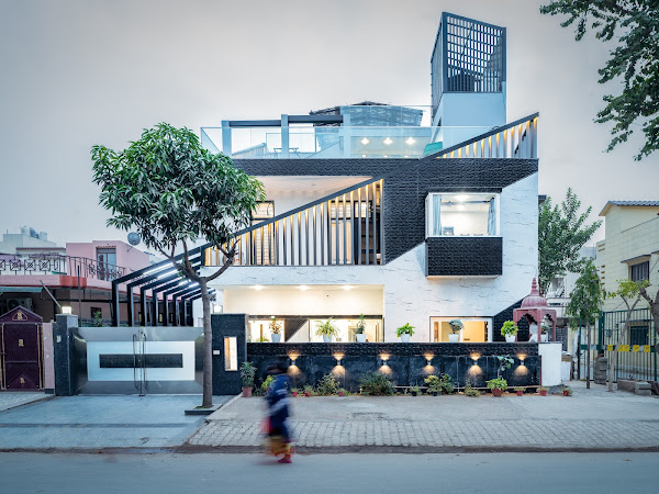 International Dental And Cosmetic Centre, Delhi, India