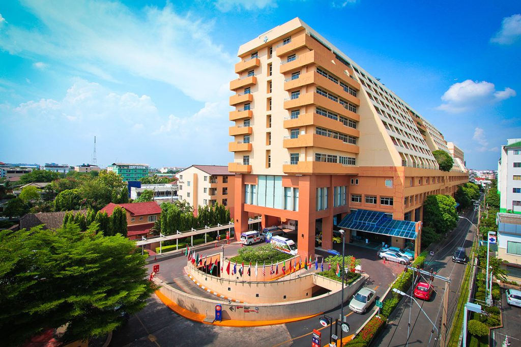 Vejthani Hospital Bangkok, Thailand