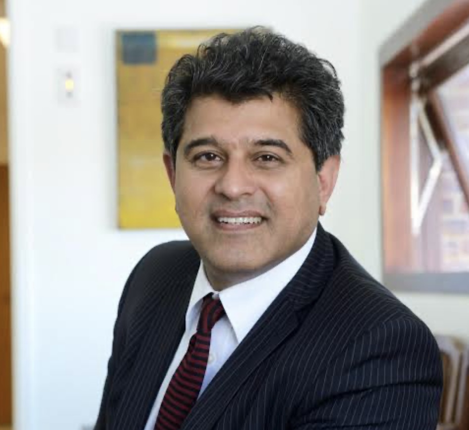 Sheraz M. Daya: Ophthalmologist in London, United Kingdom